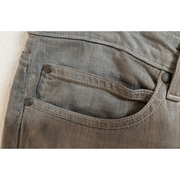 EILEEN FISHER Organic Cotton/Spandex Gray Wash Straight Leg Slim Jeans 12 - Picture 7 of 10